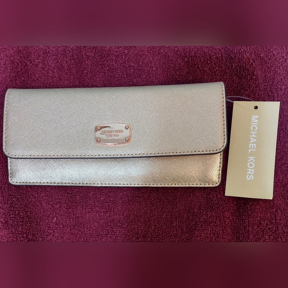 Michael Kors Jet Set Travel Flat Wallet NWT